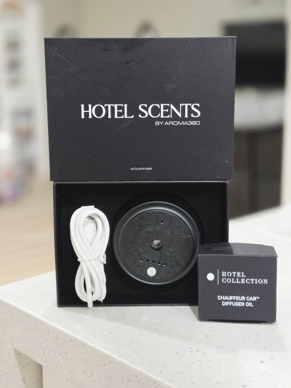 🚗Hotel Scents by Aroma360 Car Diffuser Plus One Pod- Matte Gray